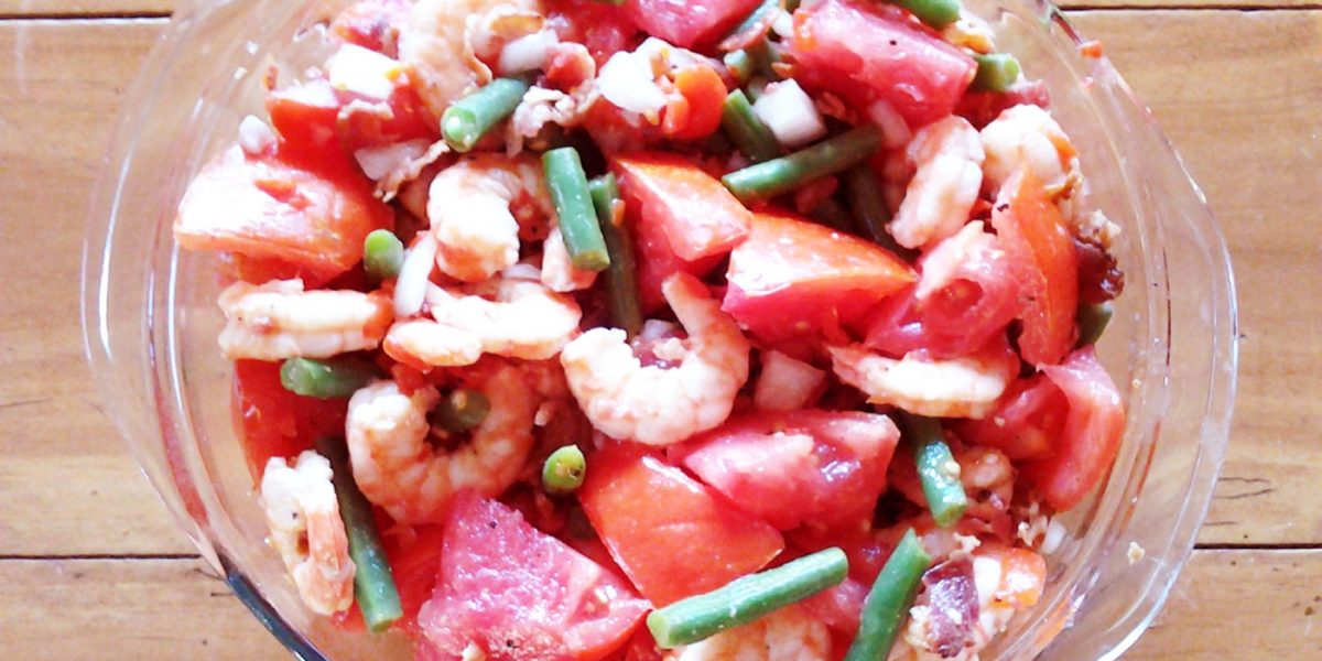 Shrimp Salad Recipe with tomatoes green beans and onion